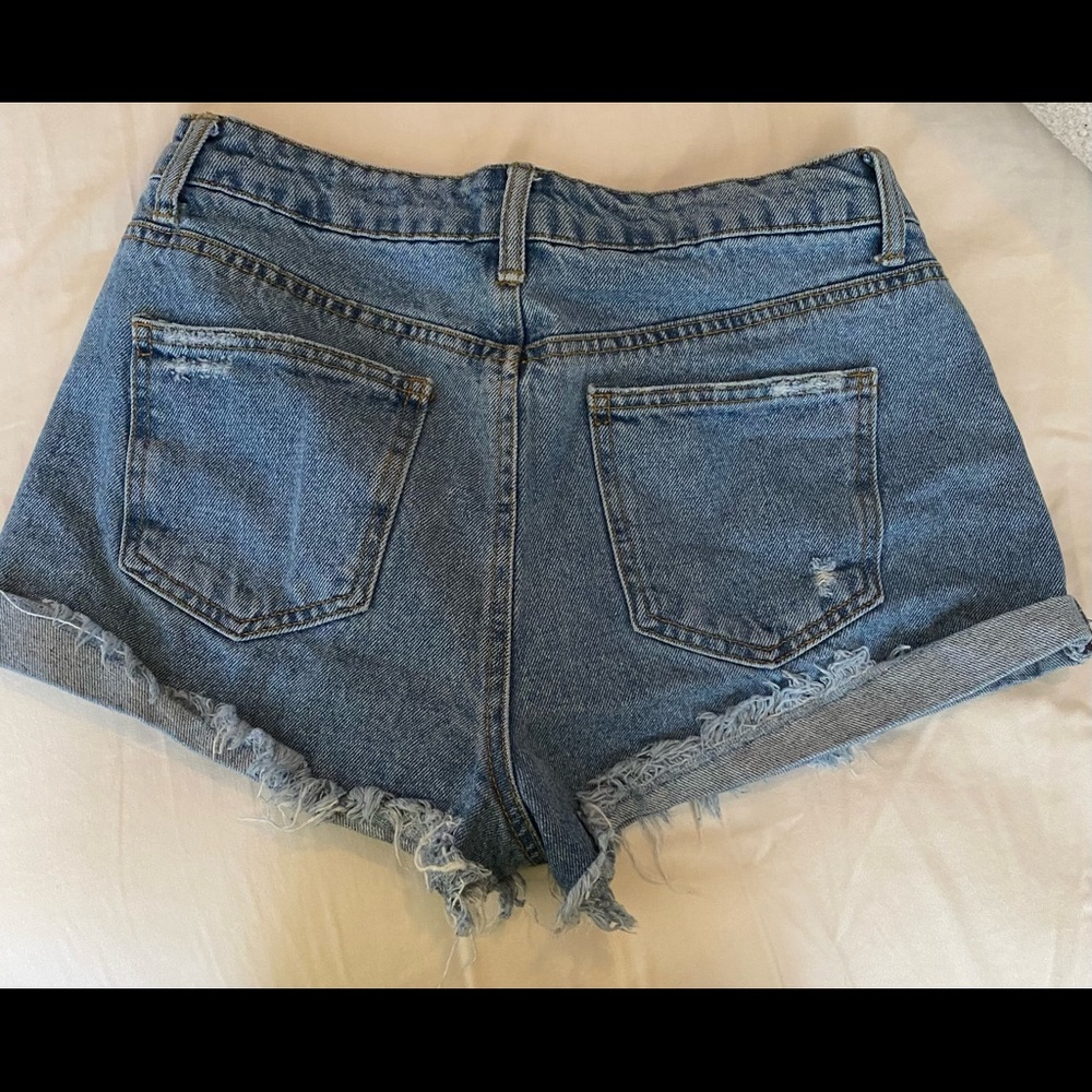 Jean shorts with rips